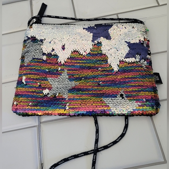 Gap Ladies Small Rainbow Multi Colored Sequin Shoulder Purse Zip Closure Measu - Picture 4 of 6